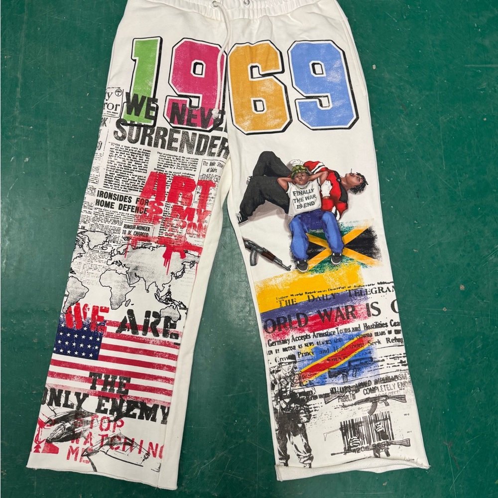 war has ended prestige sweatpants size large